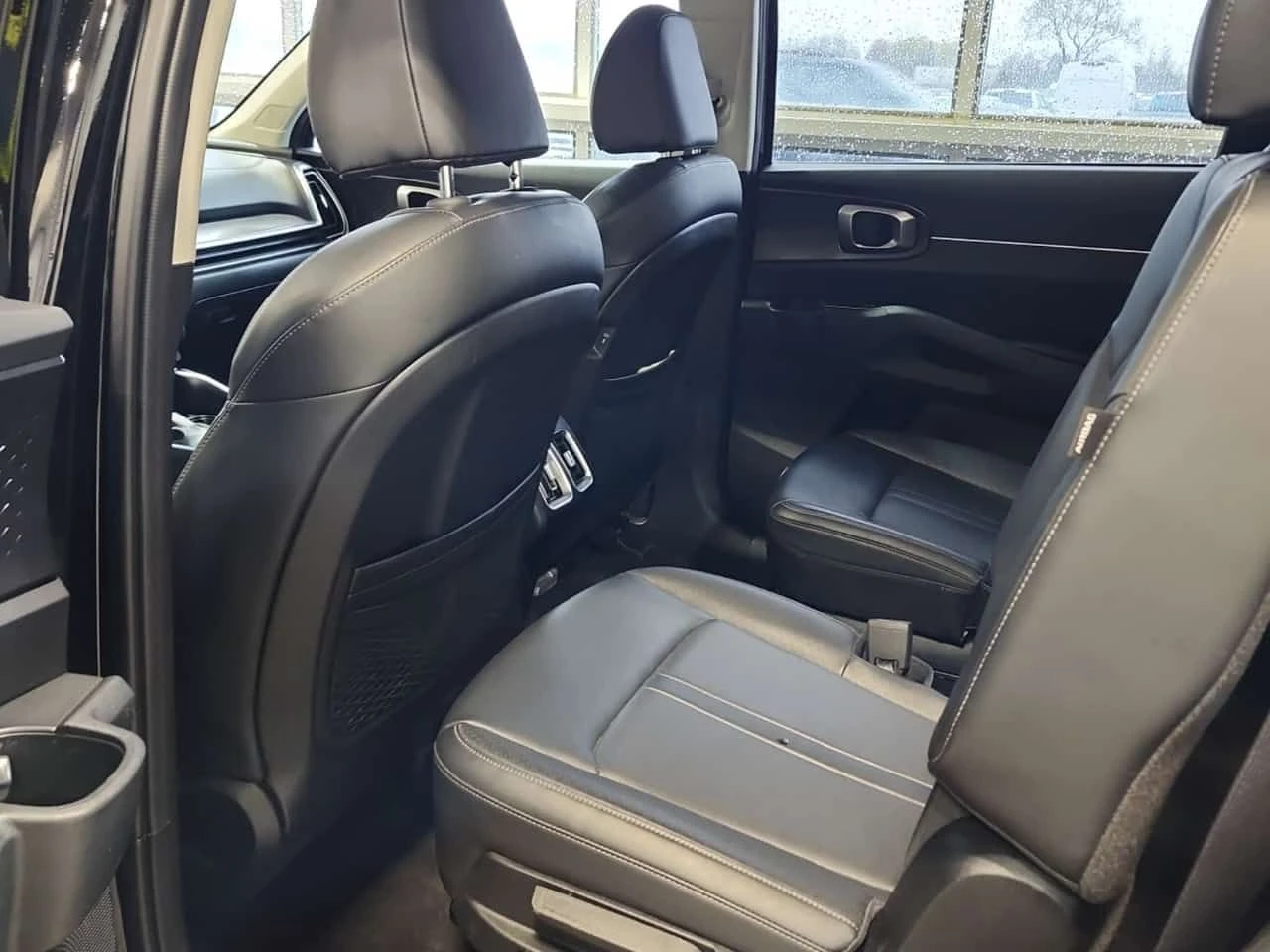 Kia Sorento   EX | DIS | 360 | ДВА КЛЮЧА , снимка 11 - Автомобили и джипове - 54592063