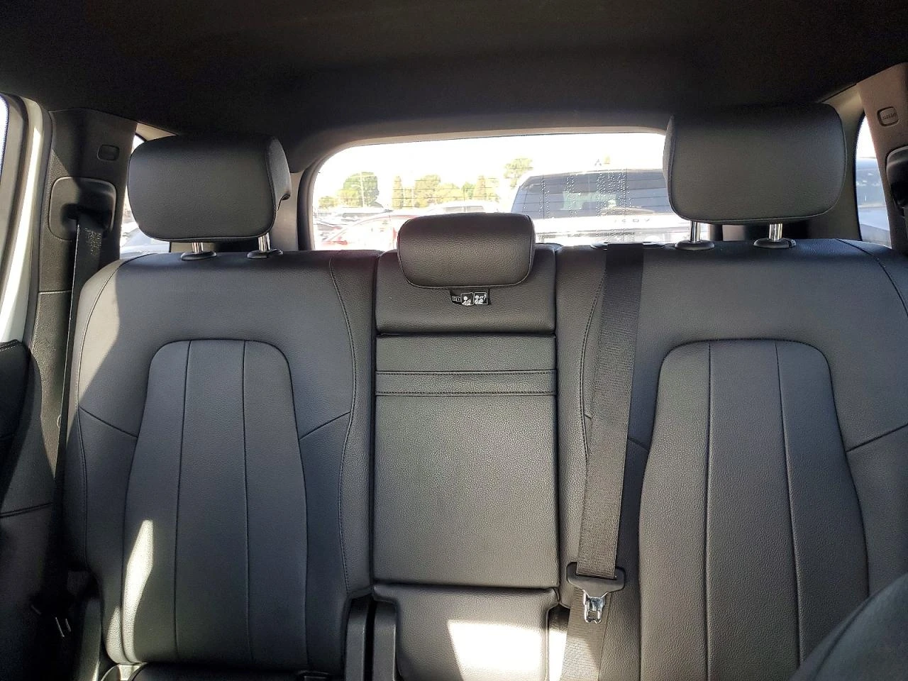 Mercedes-Benz GLB 250 4X4 / ������ | Mobile.bg � ����������� 10