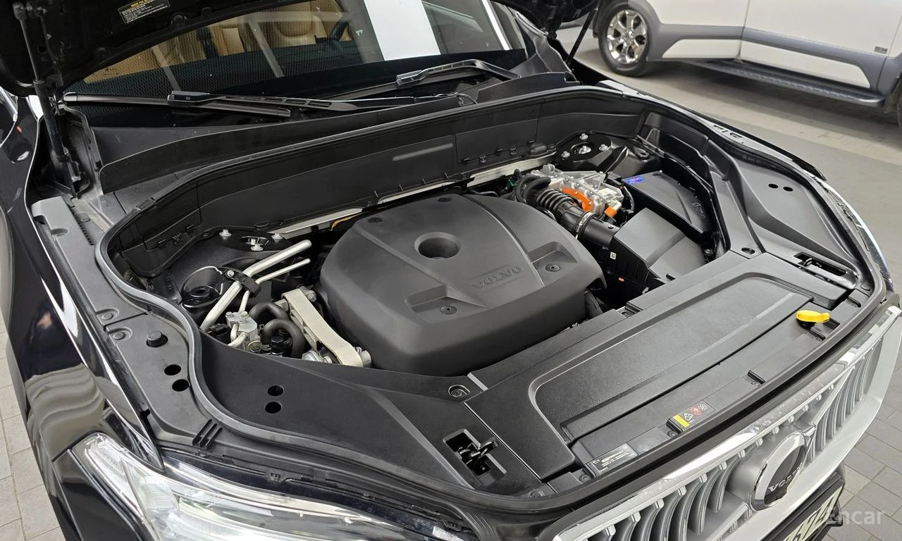 Volvo Xc90 T8* INSCRIPTION* HYBRID* BANG* OLUFSEN* ДИСТРОНИК*, снимка 17 - Автомобили и джипове - 54884769