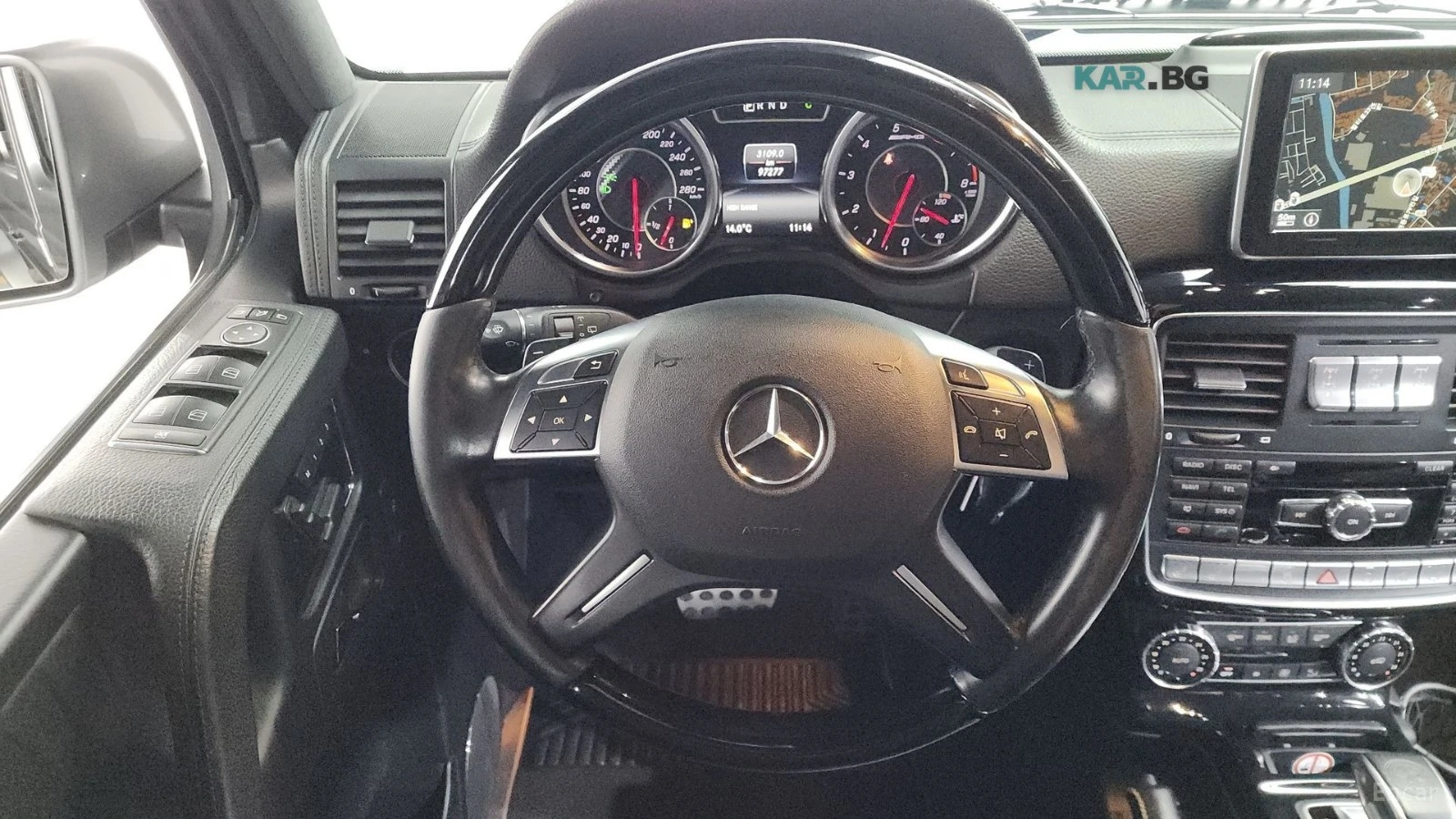 Mercedes-Benz G 63 AMG* МОНИТОРИ* КОЖА* ПАНО* НАВИ* ОБДУХВ, снимка 12 - Автомобили и джипове - 55208377