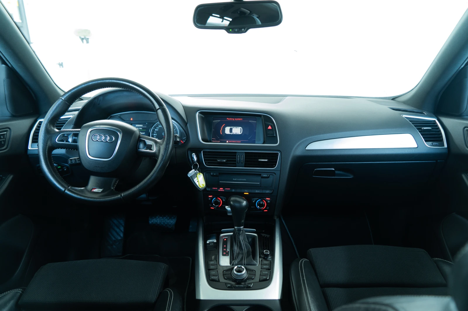 Audi Q5 3.0TDI = QUATTRO = S-LINE = TOP = ЛИЗИНГ = ГАРАНЦИ, снимка 13 - Автомобили и джипове - 56048790