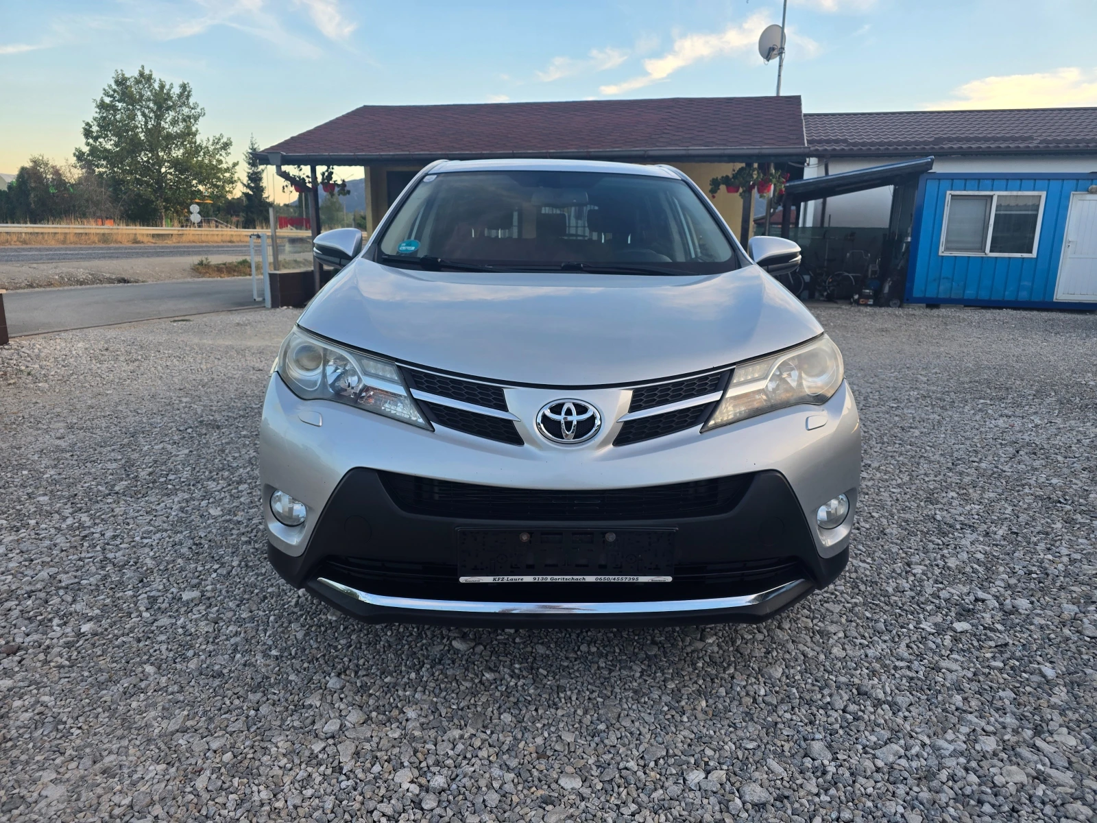Toyota Rav4 2.2D-4D AWD 150кс! ! НАВИГАЦИЯ ! ! КЛИМАТРОНИК, снимка 8 - Автомобили и джипове - 56117835