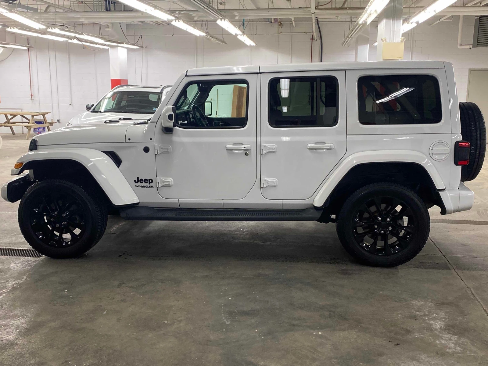 Jeep Wrangler Unlimited High Altitude * CARFAX * ПОДГРЕВИ *  , снимка 2 - Автомобили и джипове - 56133165