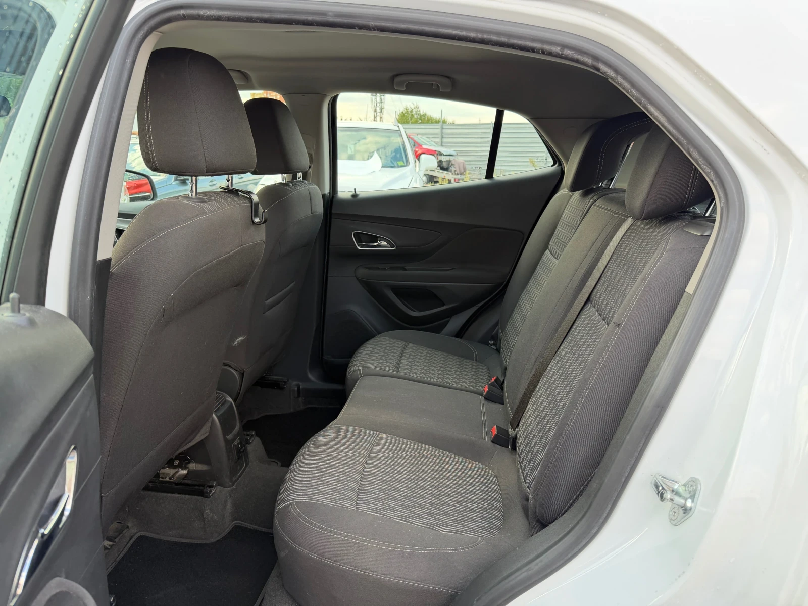 Opel Mokka Euro6b 6speed 1.4LPG, снимка 9 - Автомобили и джипове - 56150004