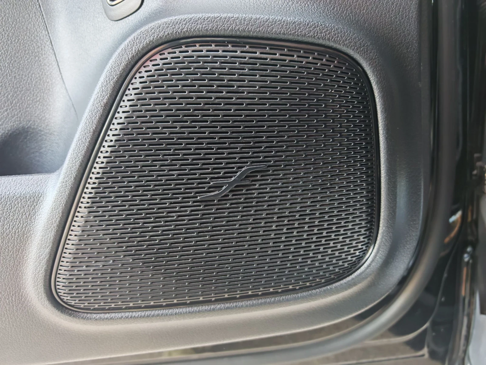 Mercedes-Benz GLB FULL , снимка 17 - Автомобили и джипове - 56160484