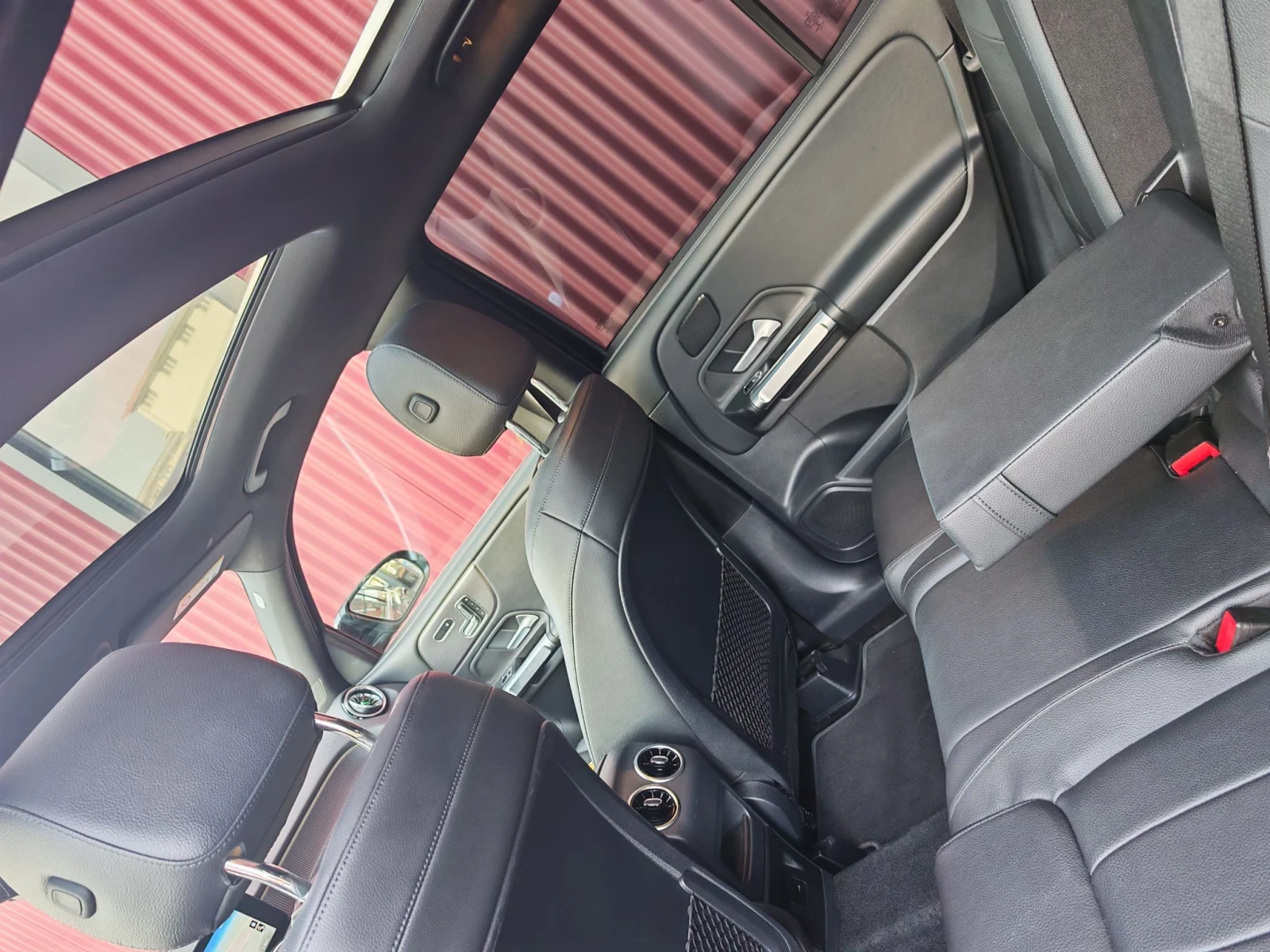 Mercedes-Benz GLB FULL , снимка 15 - Автомобили и джипове - 56160484