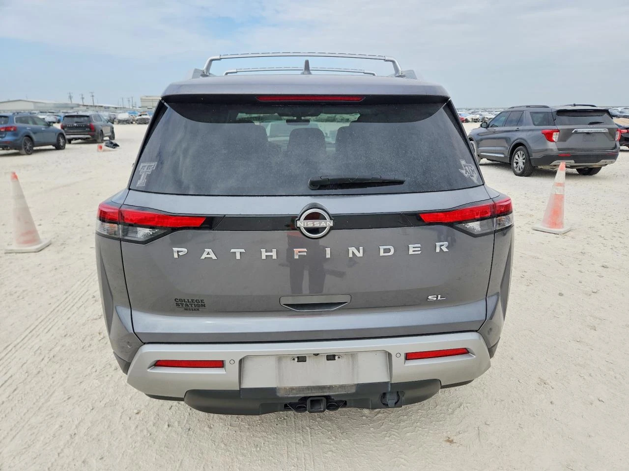 Nissan Pathfinder 3.5l Sl, снимка 6 - Автомобили и джипове - 56511406