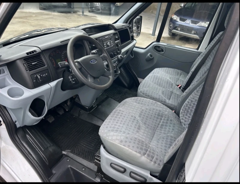 Ford Transit 2.2, снимка 12 - Бусове и автобуси - 47493638