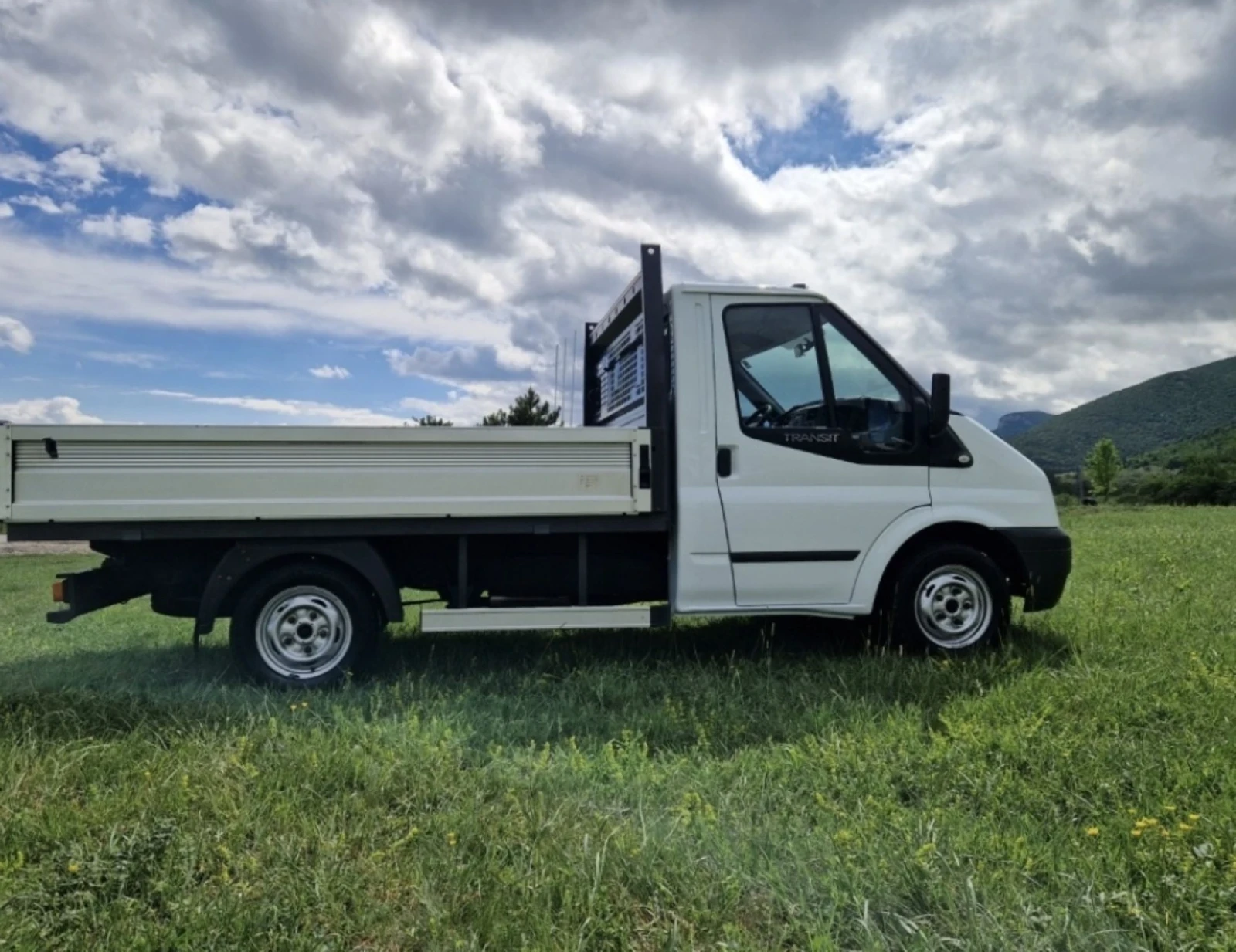 Ford Transit 2.2 - изображение 9