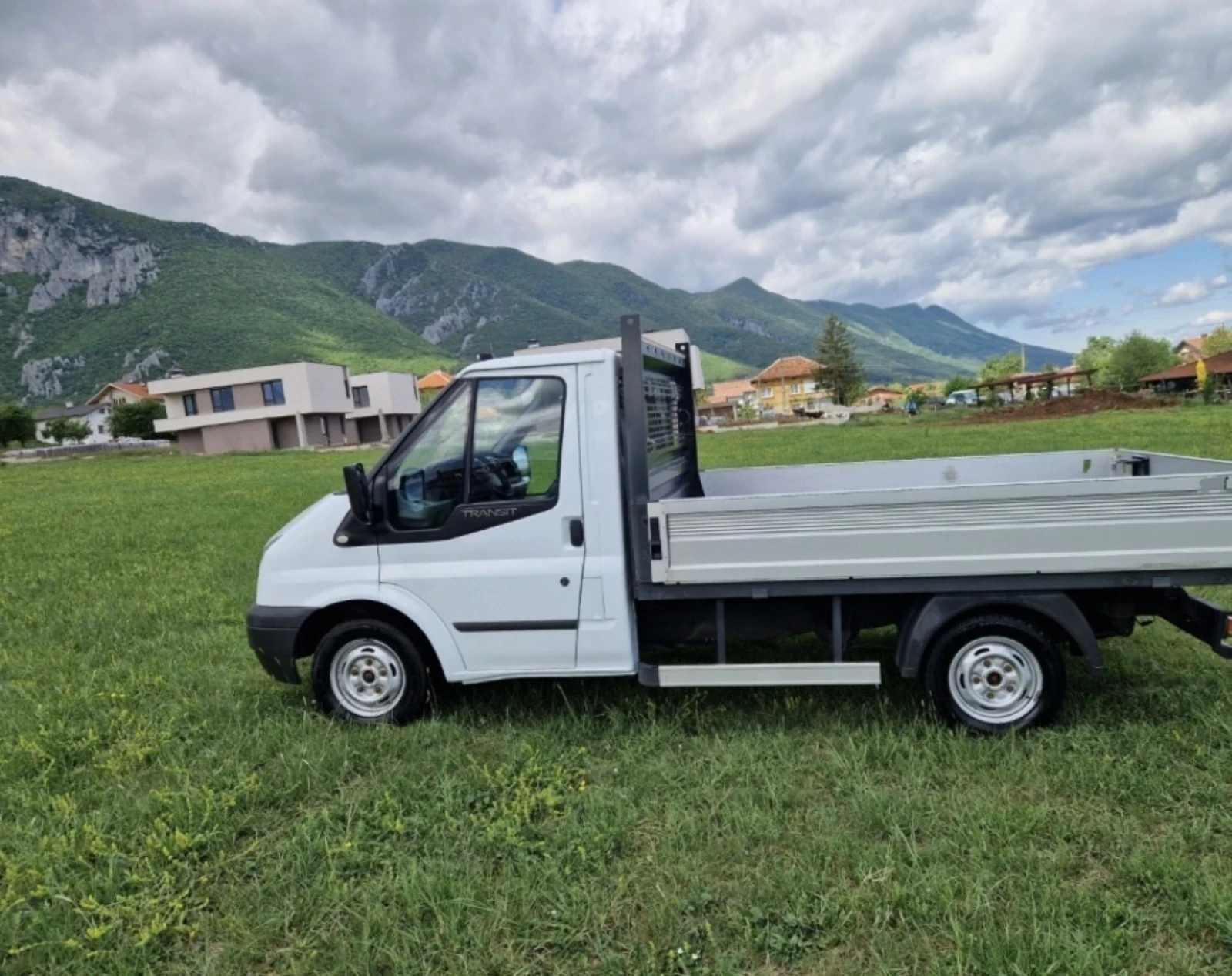 Ford Transit 2.2 - изображение 2