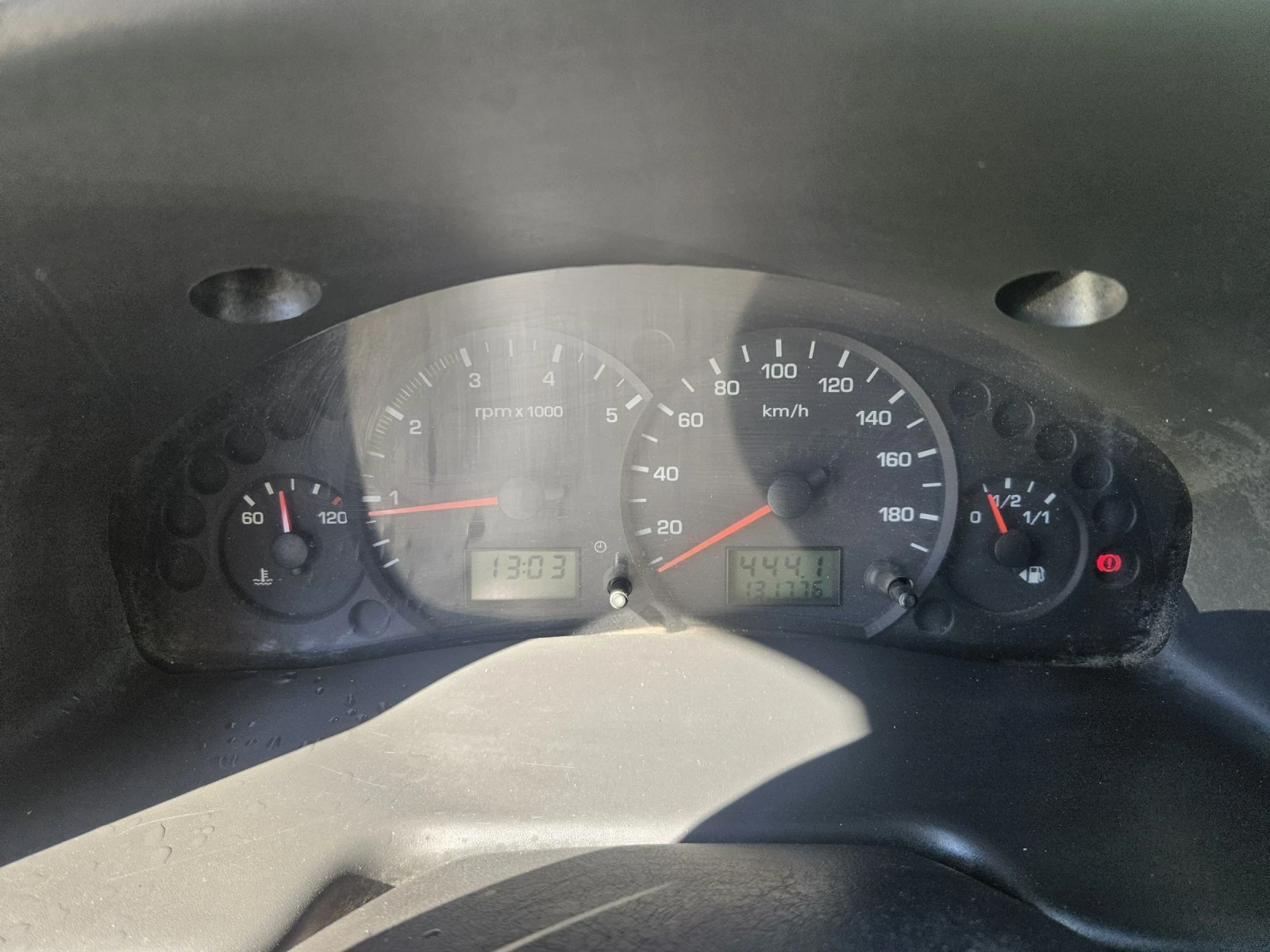 Ford Transit 2.4 TDI - изображение 7