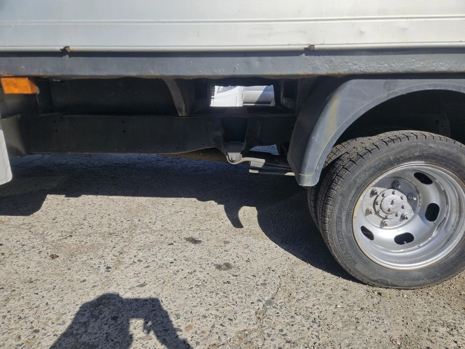 Ford Transit 2.4 TDI - изображение 3