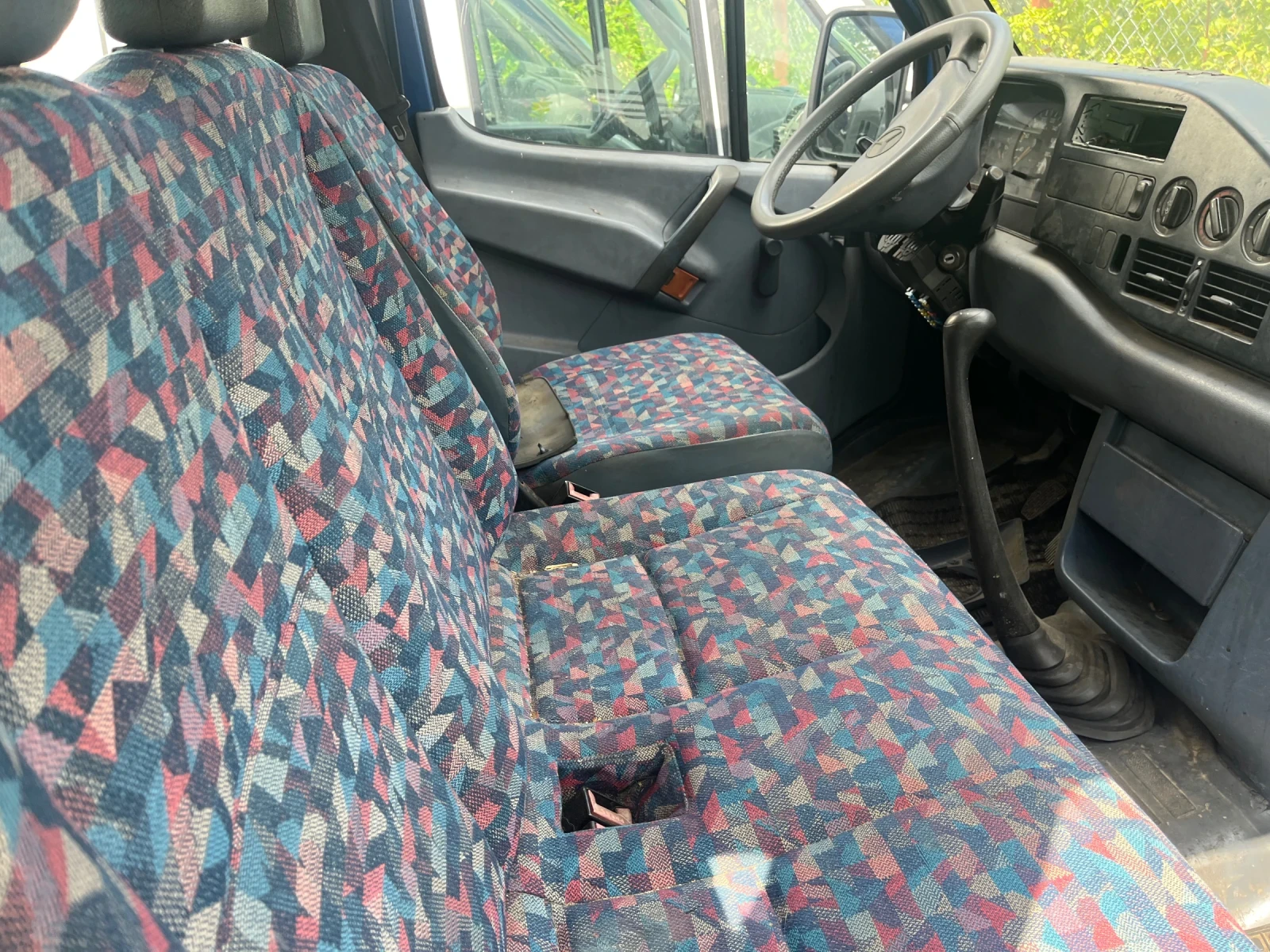 Mercedes-Benz Sprinter 208 208D, снимка 11 - Бусове и автобуси - 54222387