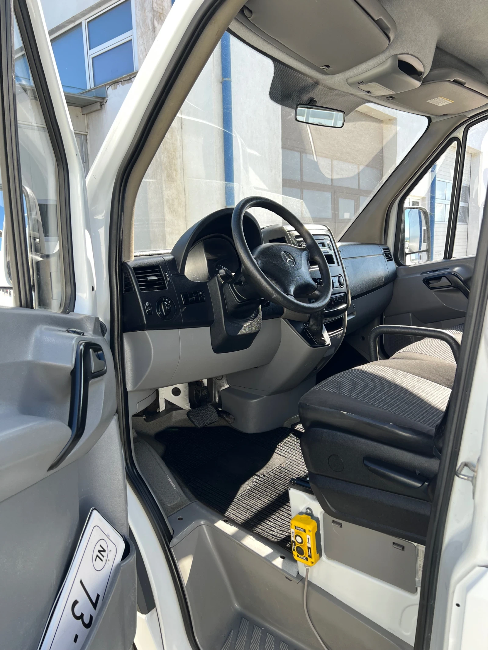Mercedes-Benz Sprinter Самосвал-3.30 дължина * 144.000км* , снимка 13 - Бусове и автобуси - 54708120