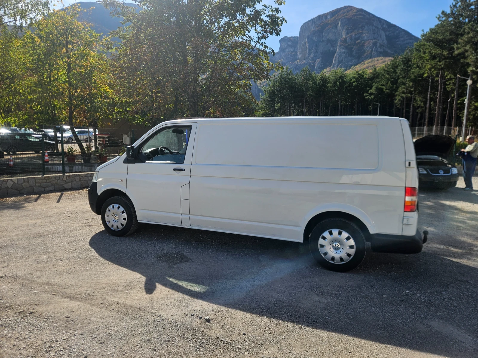 VW T5 2.5 МАКСИ 4Х4, снимка 5 - Бусове и автобуси - 56436661