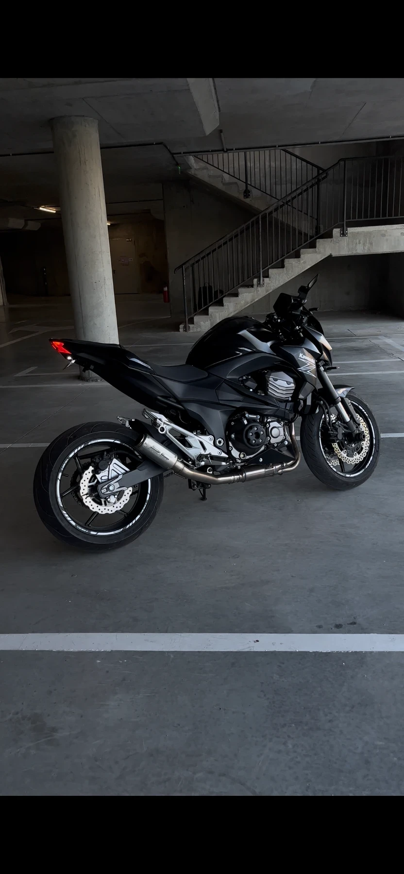 Kawasaki Z Z800 A2 - изображение 2