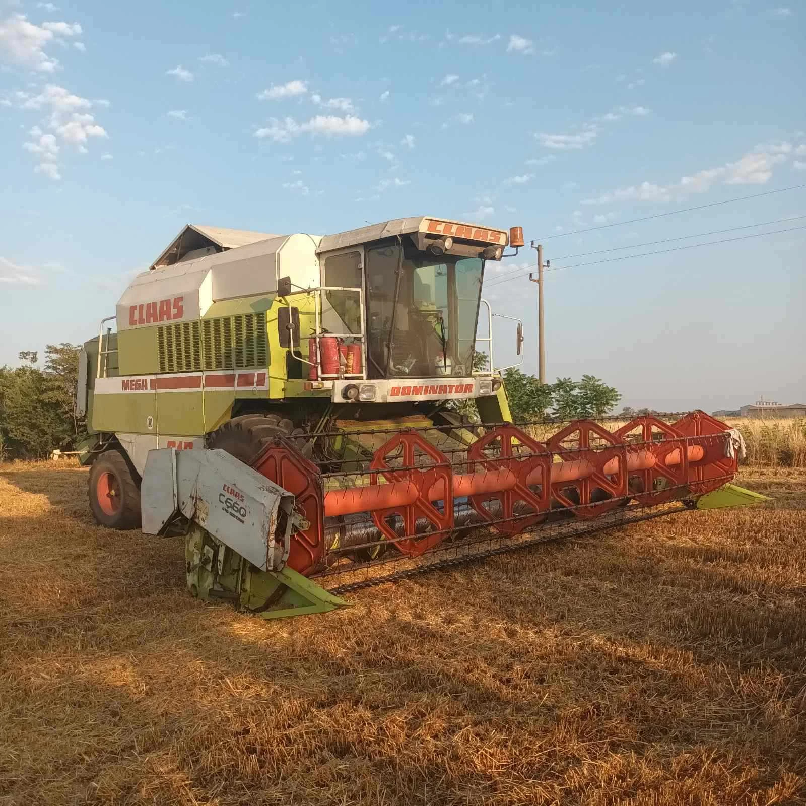 Комбайн Claas mega 218 | Mobile.bg — изображение 1