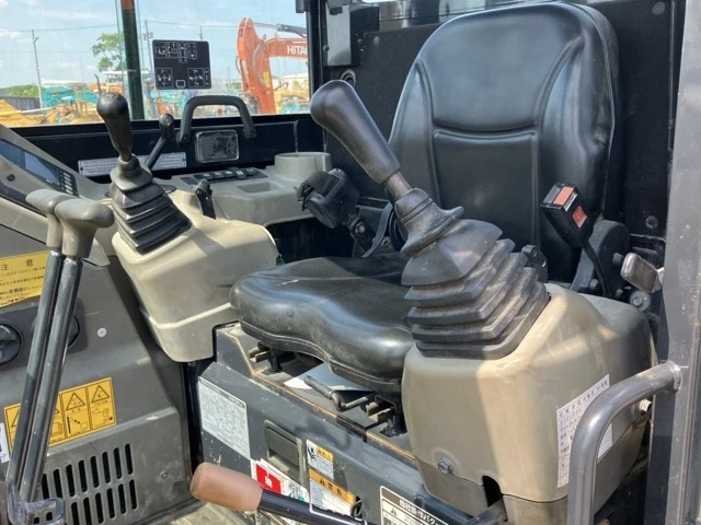 Багер Yanmar VIO30-6 - ОЧАКВАН 30.09.2026!!!, снимка 8 - Индустриална техника - 54610688