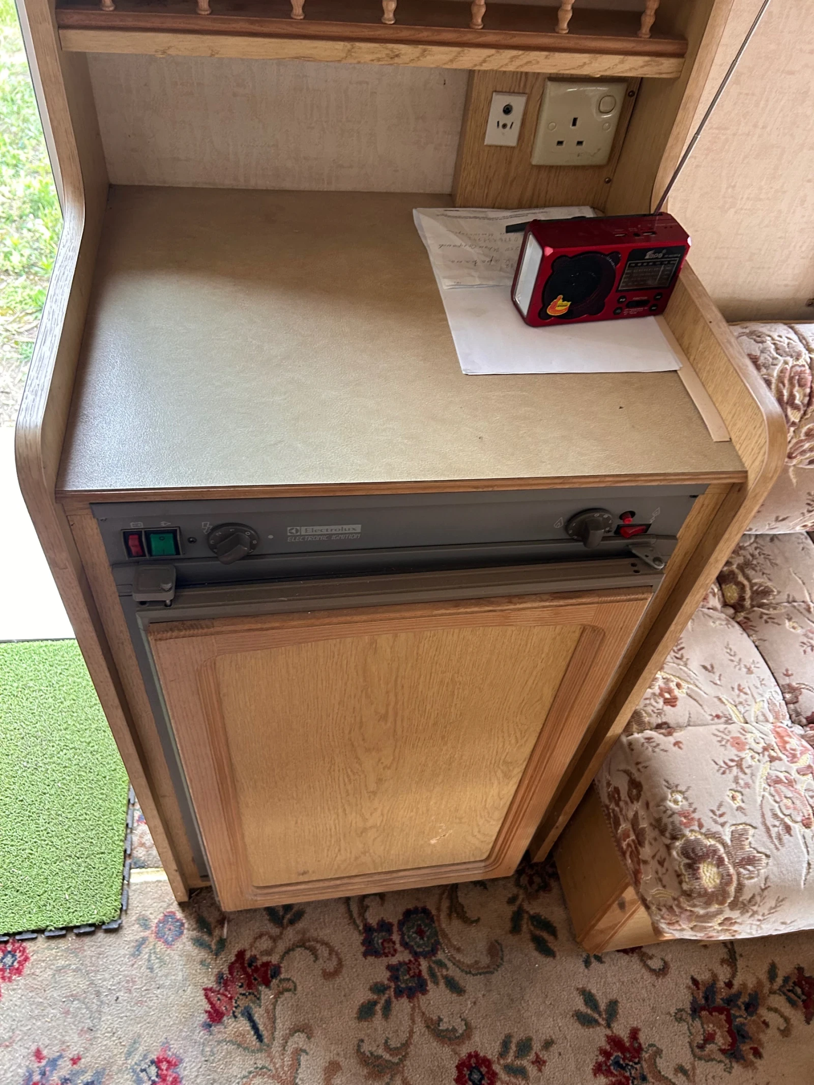Каравана Swift Corniche , снимка 5 - Каравани и кемпери - 54885933