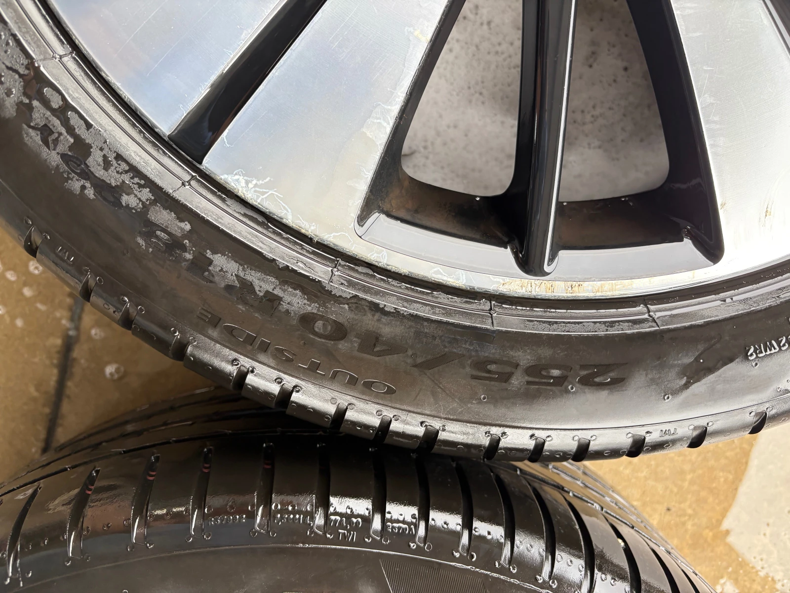    255/40R18  Mercedes-Benz C 350 | Mobile.bg   4