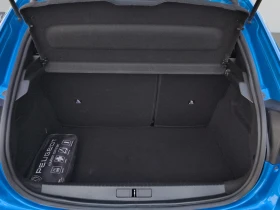 Peugeot 208 New Line Up GT 1.2 PureTech 100 BVM6 // 2209338, снимка 14
