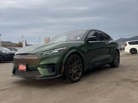 ������ Ford Mustang Mach-E