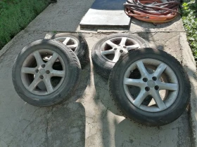 Toyota Corolla - 2500 € / 4889.57 лв. - 27451638 15