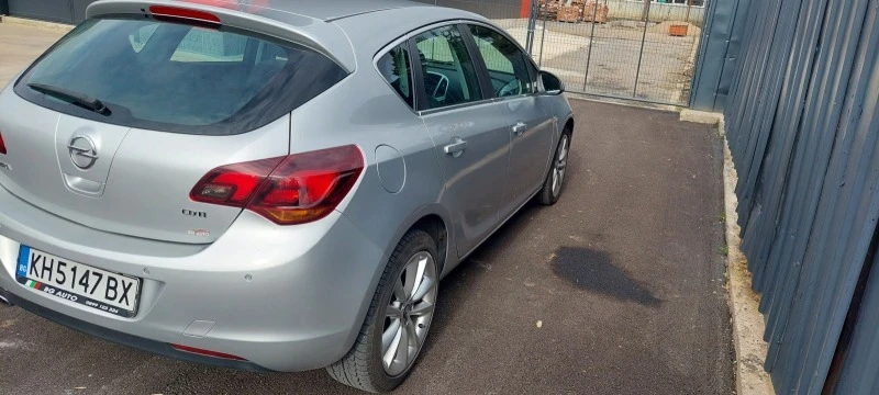 Opel Astra Хечбек, снимка 6 - Автомобили и джипове - 47863263