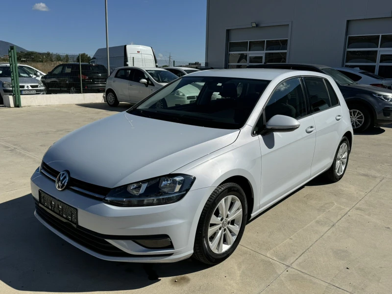 VW Golf 90ps Партроник* Перфектен, снимка 1 - Автомобили и джипове - 47293271