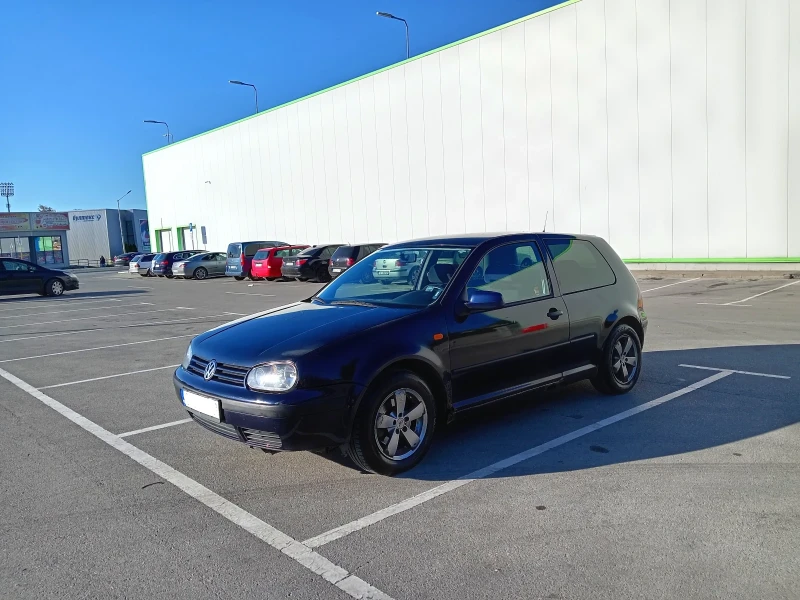 VW Golf 1.9 TDI , снимка 6 - Автомобили и джипове - 47701649