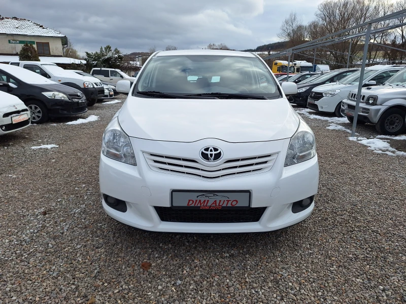 Toyota Verso 2.0 d-4d 126ks navigacia kamera!, снимка 8 - Автомобили и джипове - 48053446