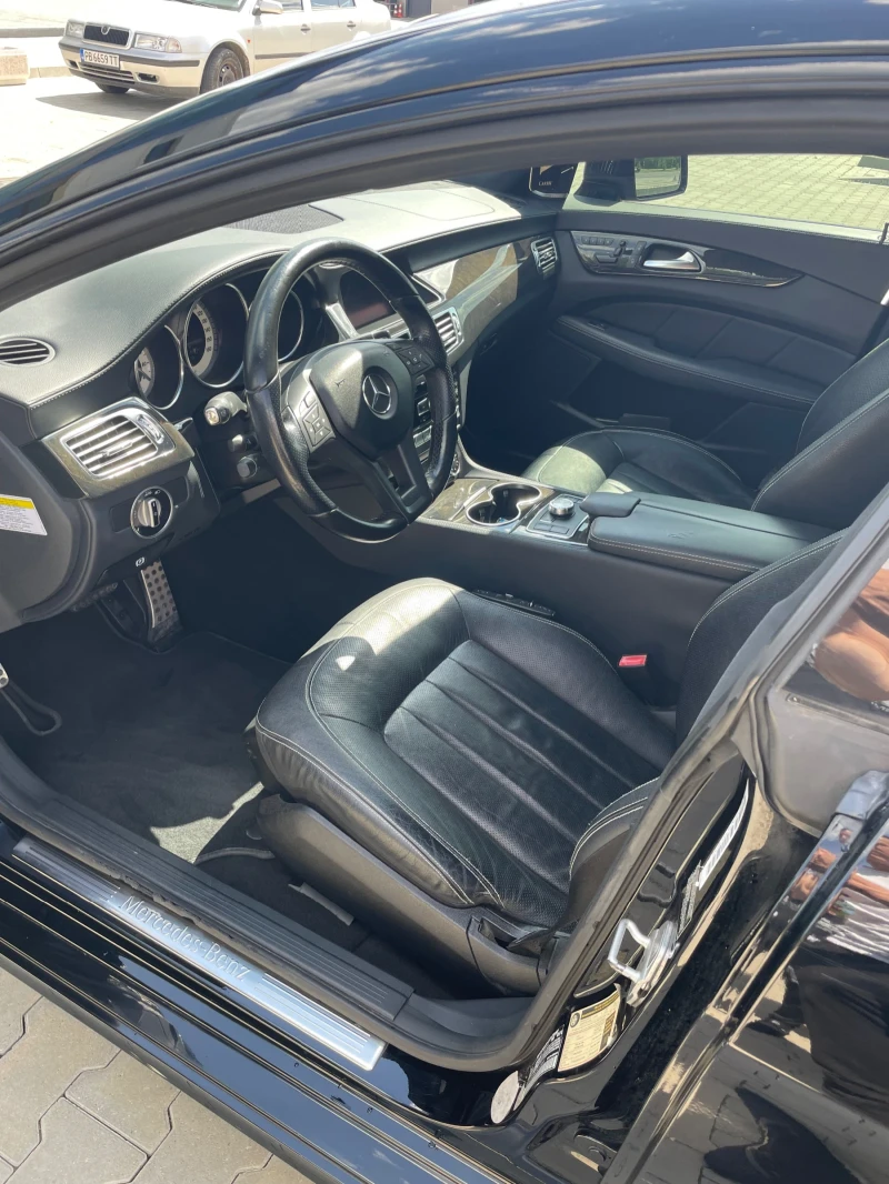 Mercedes-Benz CLS 500, снимка 10 - Автомобили и джипове - 48181303