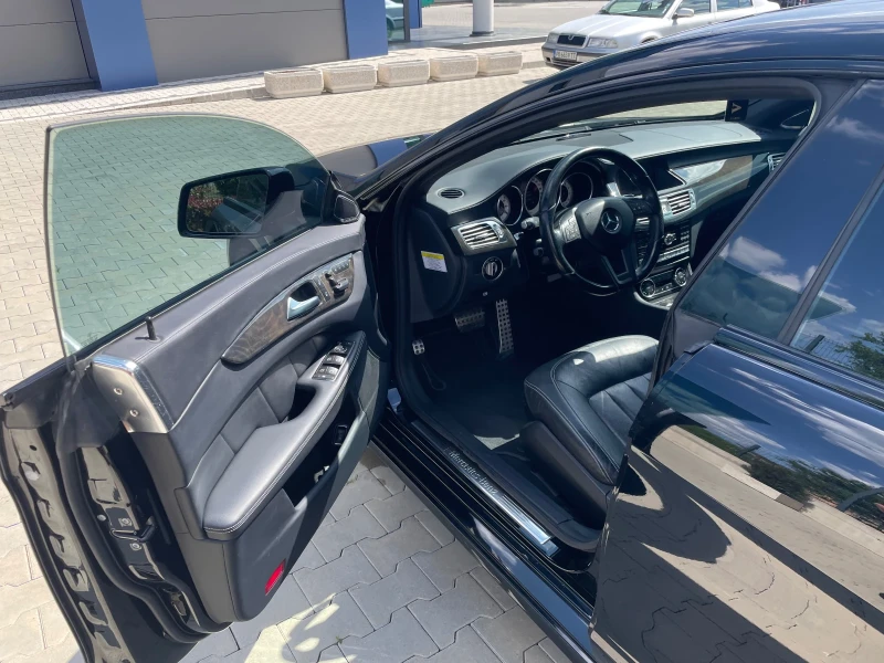 Mercedes-Benz CLS 500, снимка 9 - Автомобили и джипове - 48181303