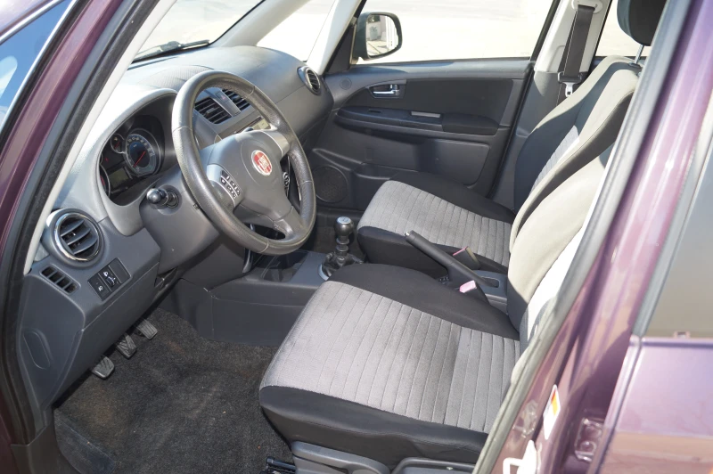 Fiat Sedici 2.0d 4x4, снимка 9 - Автомобили и джипове - 48403829