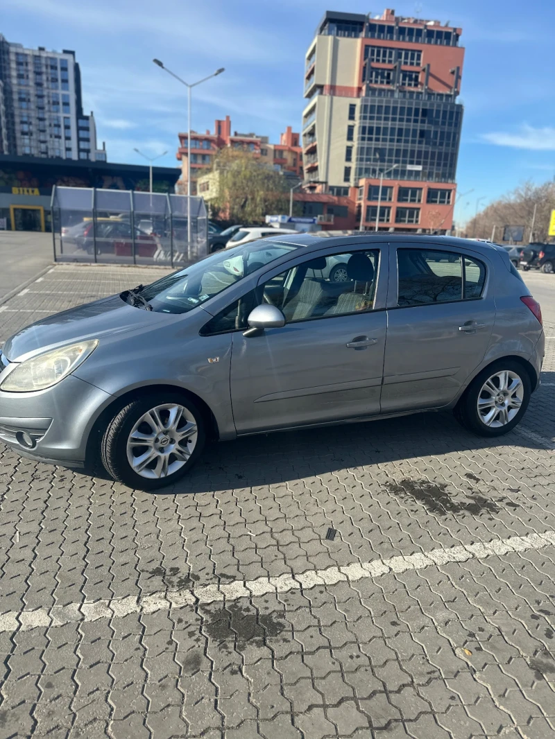 Opel Corsa, снимка 3 - Автомобили и джипове - 48404023