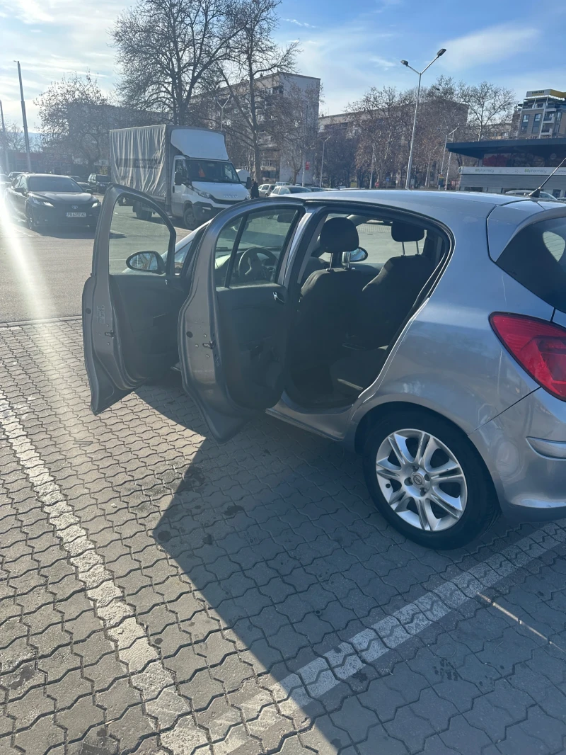 Opel Corsa, снимка 7 - Автомобили и джипове - 48404023