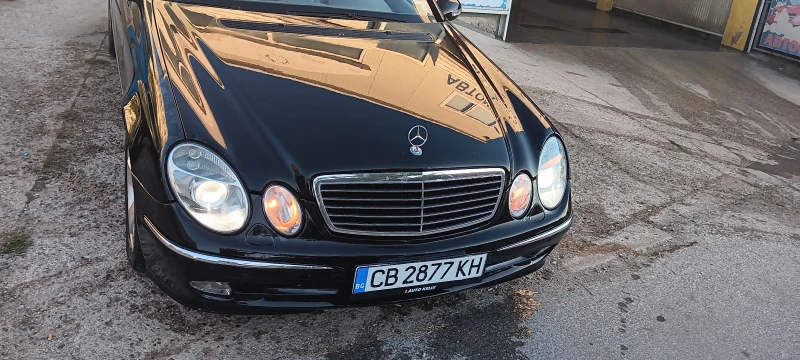 Mercedes-Benz E 320, снимка 3 - Автомобили и джипове - 48870714