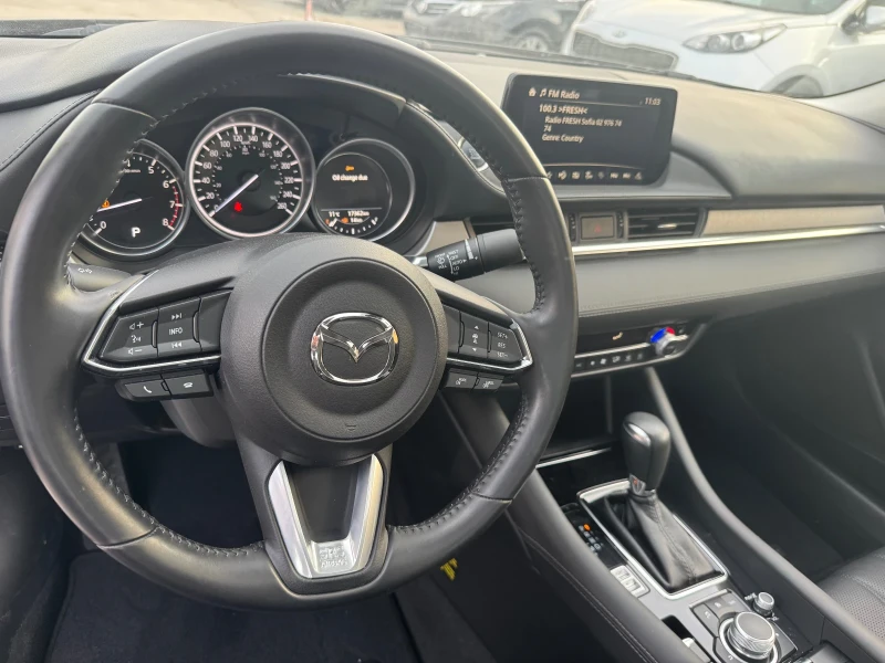 Mazda 6 2, 5 SKYACTIV G, снимка 11 - Автомобили и джипове - 48967504