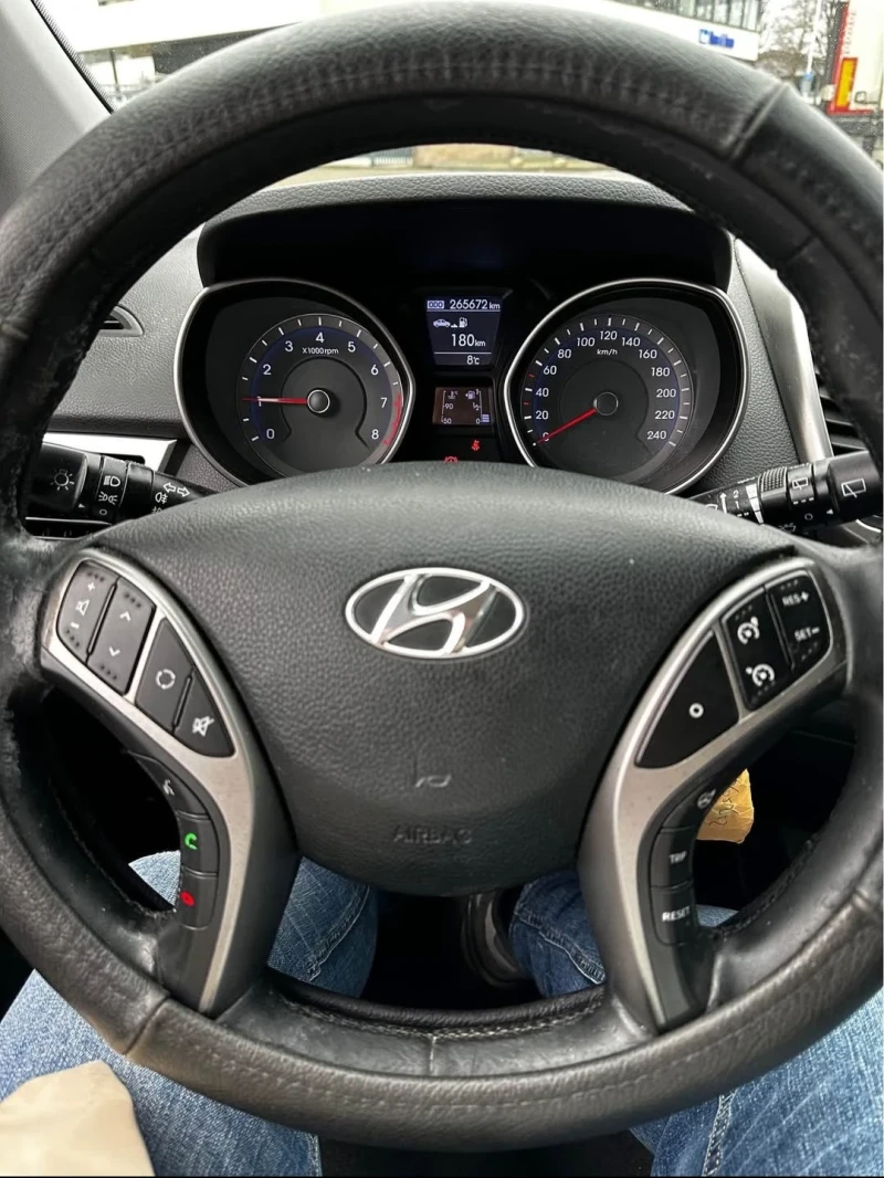 Hyundai I30, снимка 8 - Автомобили и джипове - 49319065