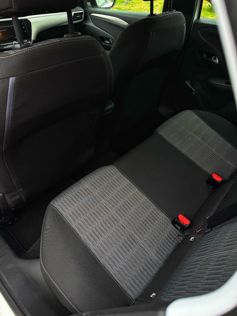 Opel Corsa 1.5 CDTi 102 к.с НАПЪЛНО ОБСЛУЖЕНА, снимка 15 - Автомобили и джипове - 52505765