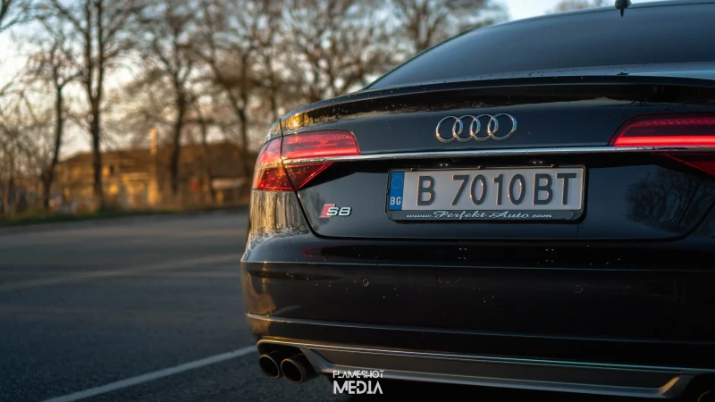 Audi S8, снимка 5 - Автомобили и джипове - 52657440