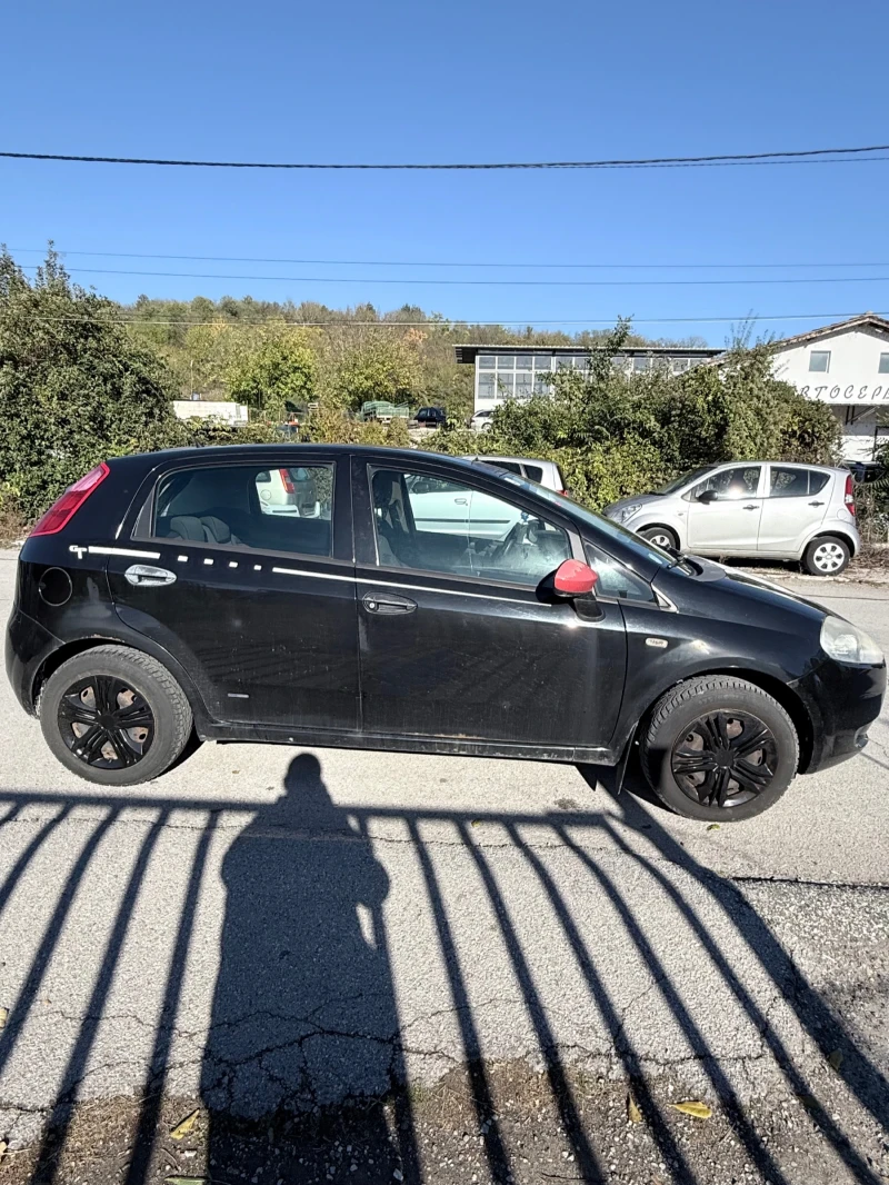 Fiat Punto 1.2i klima, снимка 4 - Автомобили и джипове - 52107549