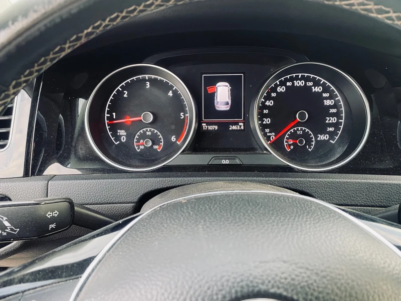 VW Golf VW Golf VII Variant 1.6 TDI 2014 г., снимка 11 - Автомобили и джипове - 52307528