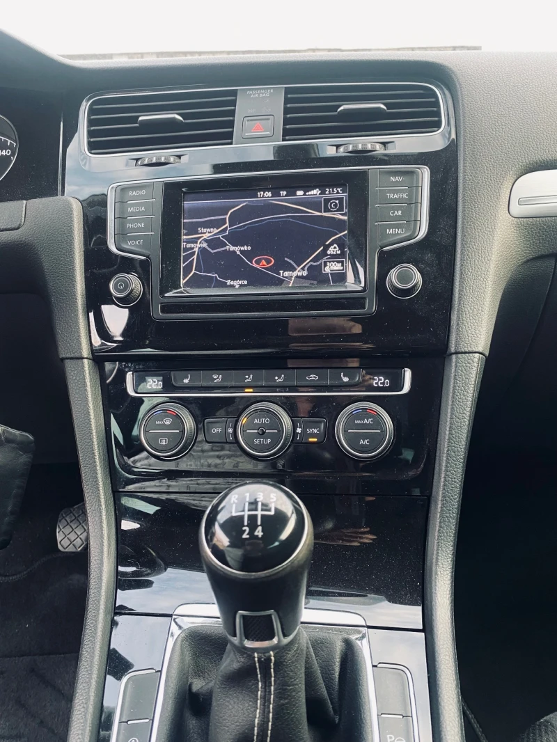 VW Golf VW Golf VII Variant 1.6 TDI 2014 г., снимка 12 - Автомобили и джипове - 52307528