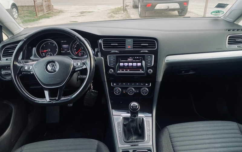VW Golf VW Golf VII Variant 1.6 TDI 2014 г., снимка 10 - Автомобили и джипове - 52307528
