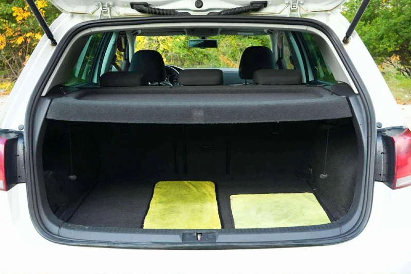 VW Golf, снимка 9 - Автомобили и джипове - 52383860