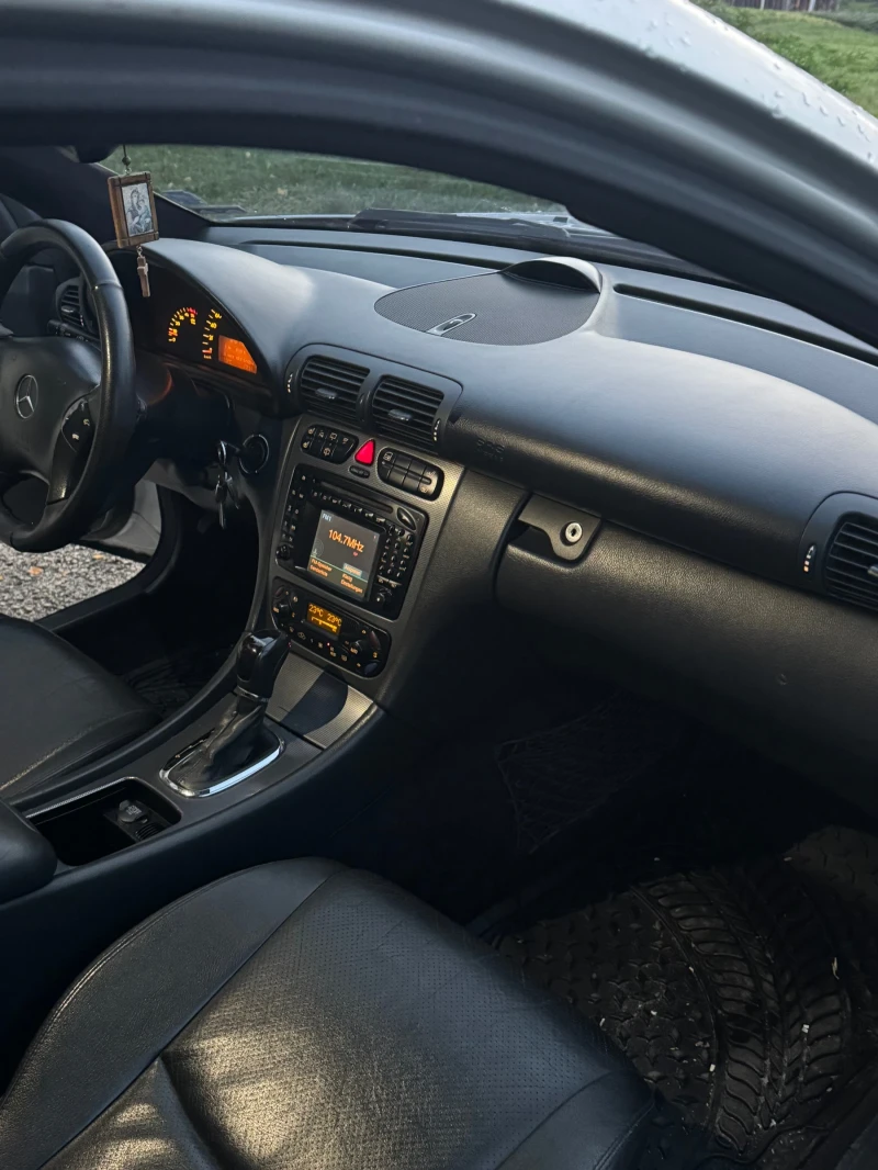 Mercedes-Benz C 270, снимка 6 - Автомобили и джипове - 52391808