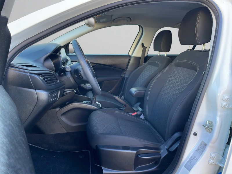 Fiat Tipo Cross, снимка 9 - Автомобили и джипове - 52629228