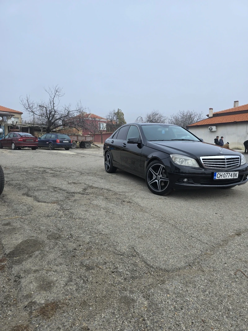 Mercedes-Benz C 220, снимка 2 - Автомобили и джипове - 53363656