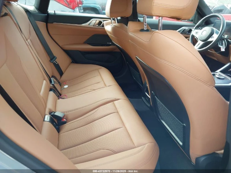 BMW i4 U All Wheel Drive, снимка 15 - Автомобили и джипове - 53374469